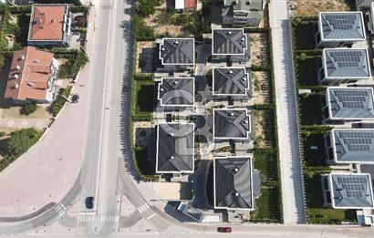 COLDWELL BANKER'DAN SELÇUKLUNUN EN ÖZEL 7+1 VİLLASI