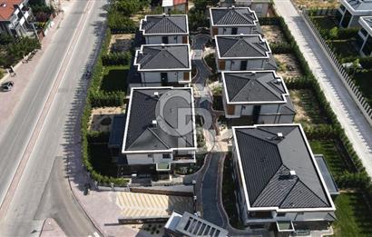 COLDWELL BANKER'DAN SELÇUKLUNUN EN ÖZEL 7+1 VİLLASI
