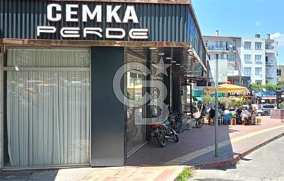 Merkezde Geniş Cepheli 27 m2 Satılık Köşe Dükkan