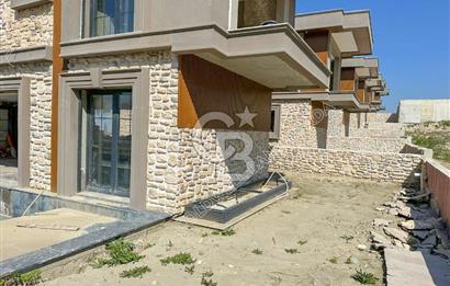 Kuşadası YaylaKöy'de Satılık Özel Havuzlu 4+1 Villa