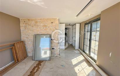 Kuşadası YaylaKöy'de Satılık Özel Havuzlu 4+1 Villa