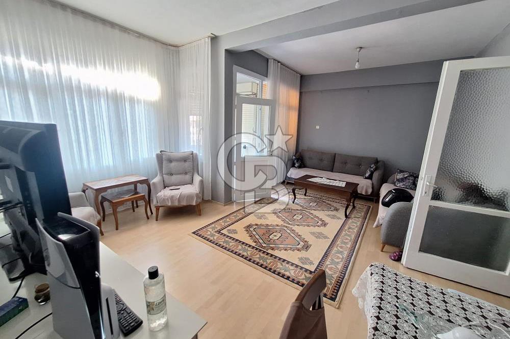Karşıyaka Alaybey Selçuk Yaşar Karşısı 3+1 Satılık Daire