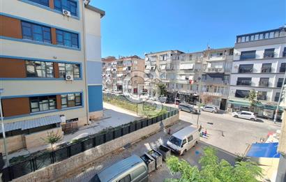 Karşıyaka Alaybey Selçuk Yaşar Karşısı 3+1 Satılık Daire