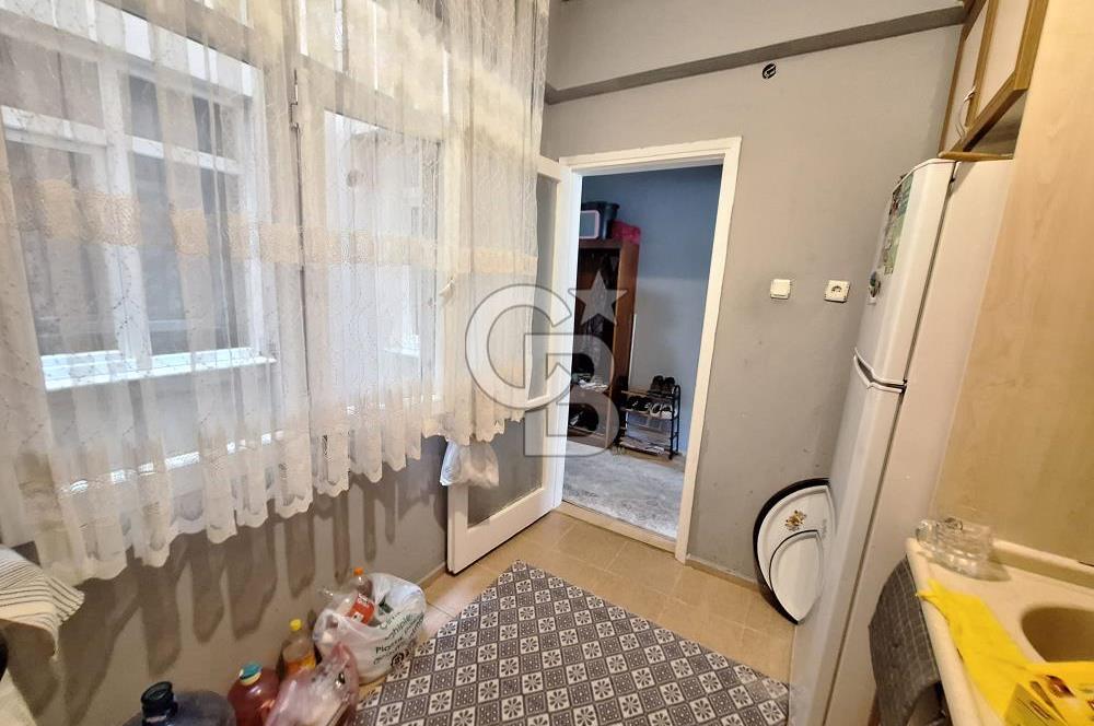 Karşıyaka Alaybey Selçuk Yaşar Karşısı 3+1 Satılık Daire