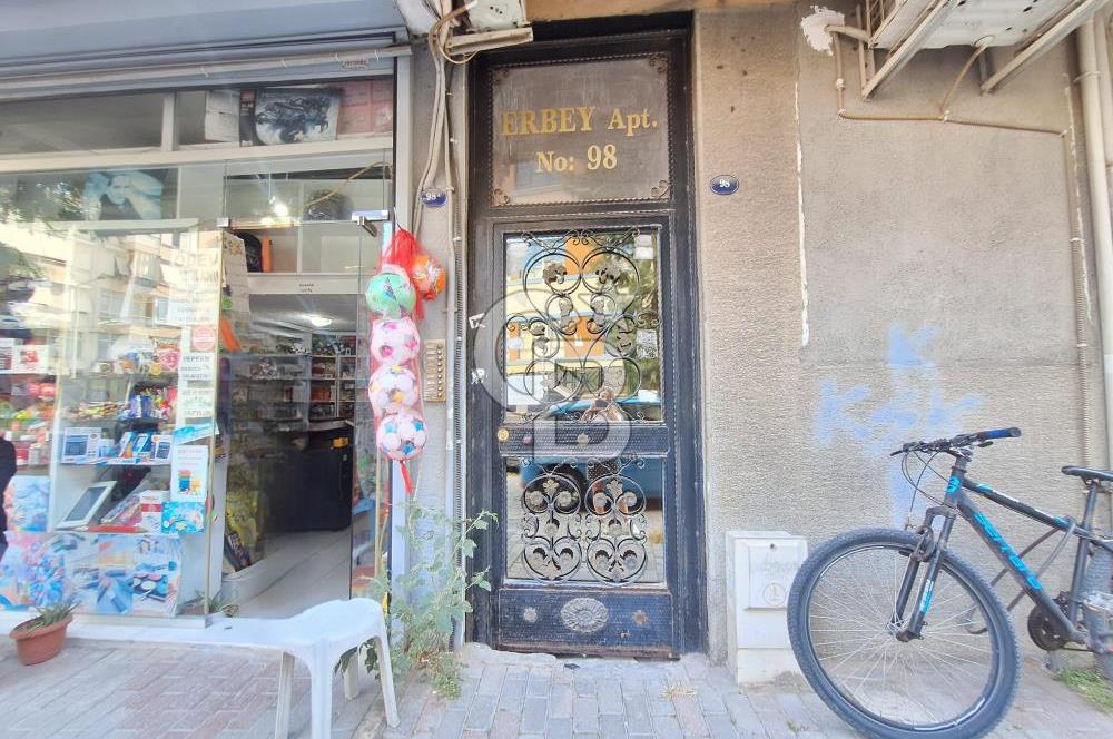 Karşıyaka Alaybey Selçuk Yaşar Karşısı 3+1 Satılık Daire
