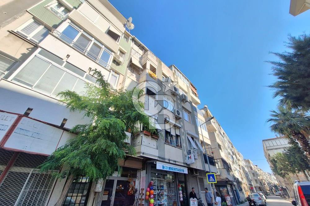 Karşıyaka Alaybey Selçuk Yaşar Karşısı 3+1 Satılık Daire