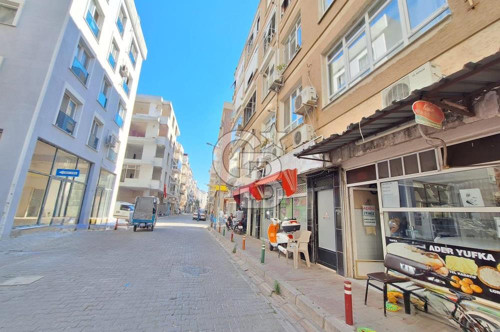 Karşıyaka Alaybey'de Sahile 50m,Yatırımlık Kepenkli Satıl.Dükkan