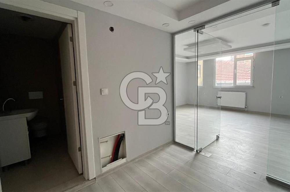 İBRAHİM AĞA CADDESİ AKSE SAPAĞINDA PLAZA İÇİNDE 1+0 KİRALIK OFİS