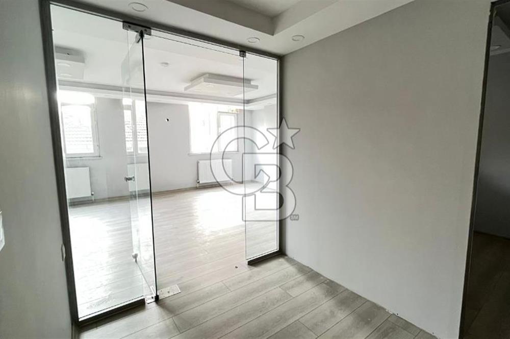 İBRAHİM AĞA CADDESİ AKSE SAPAĞINDA PLAZA İÇİNDE 1+0 KİRALIK OFİS