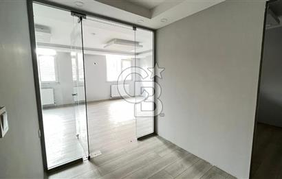 İBRAHİM AĞA CADDESİ AKSE SAPAĞINDA PLAZA İÇİNDE 1+0 KİRALIK OFİS