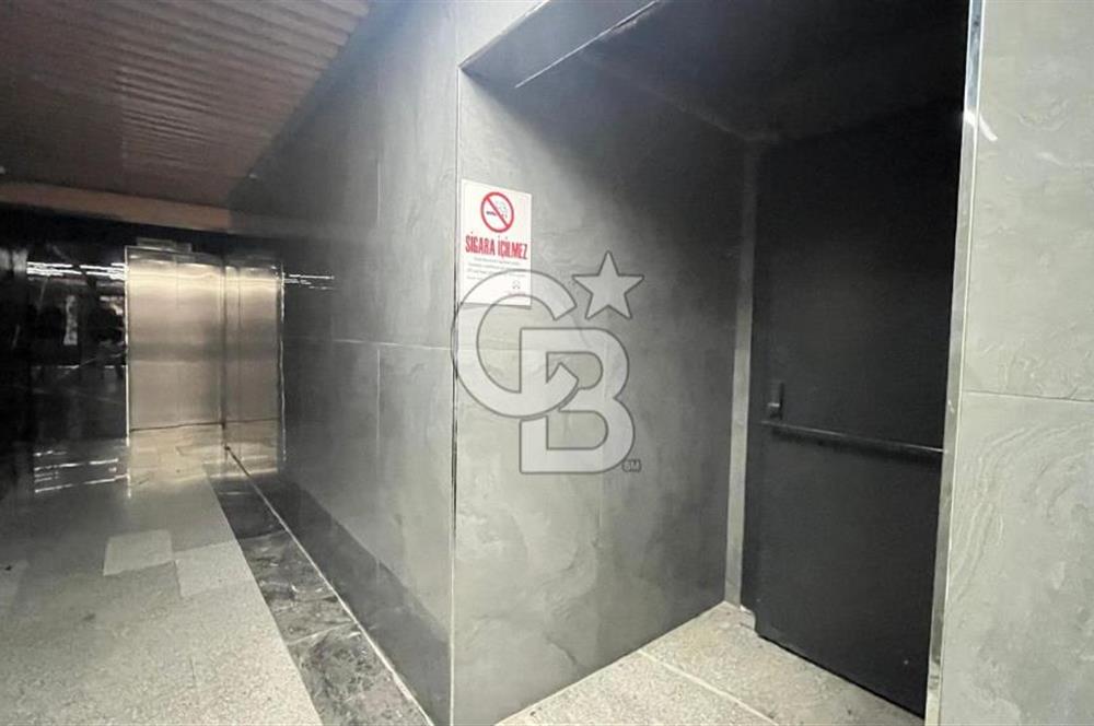 İBRAHİM AĞA CADDESİ AKSE SAPAĞINDA PLAZA İÇİNDE 1+0 KİRALIK OFİS