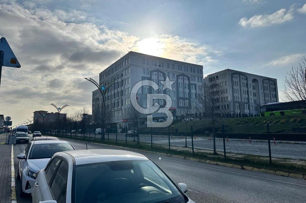 GEBZE ADLİYE KARŞISI KONAK PLAZADA CADDE ÜZERİ KİRALIK DÜKKAN