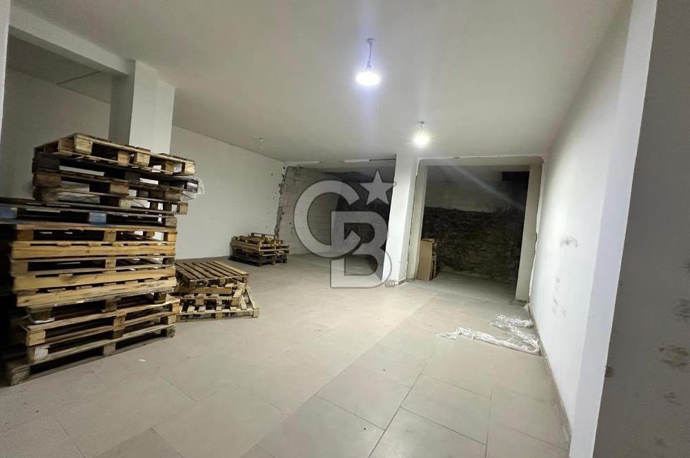 GEBZE ADLİYE KARŞISI KONAK PLAZADA CADDE ÜZERİ KİRALIK DÜKKAN