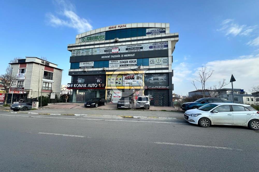 GEBZE ADLİYE KARŞISI KONAK PLAZADA CADDE ÜZERİ KİRALIK DÜKKAN