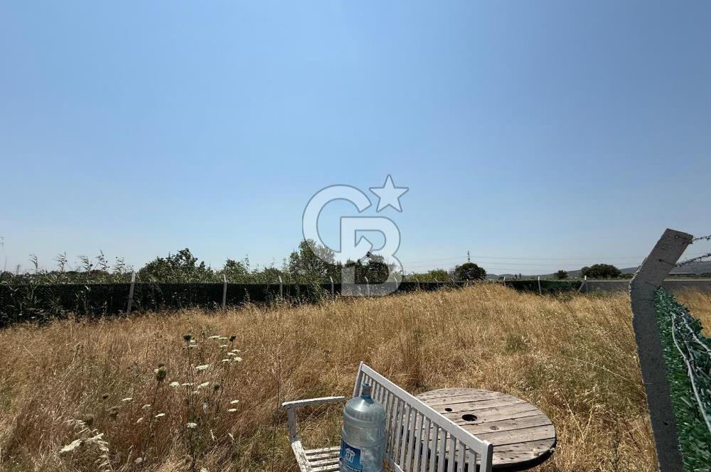 HELVACI MERKEZE 3 DK 456m2 SATILIK ETRAFI ÇEVRİLİ TARLA