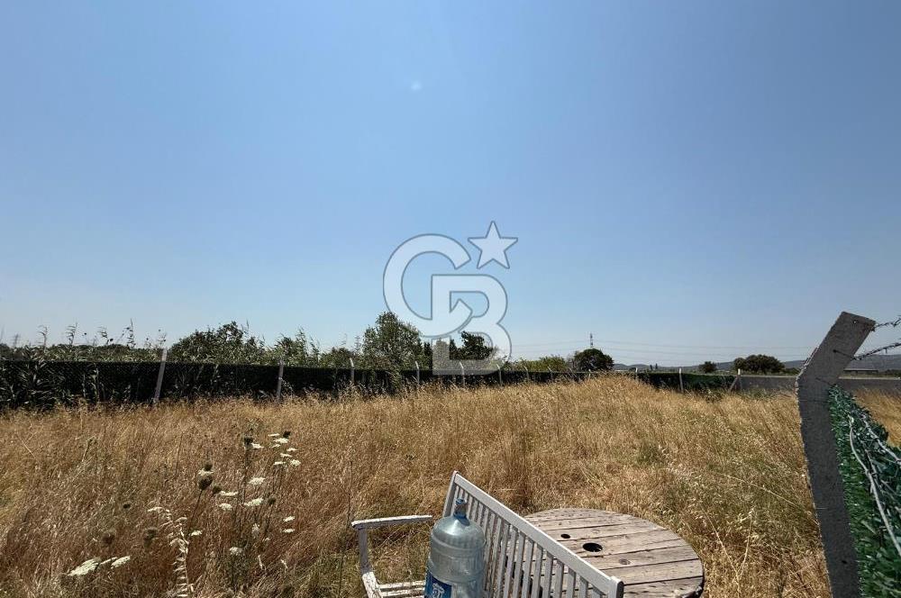 HELVACI MERKEZE 3 DK 456m2 SATILIK ETRAFI ÇEVRİLİ TARLA