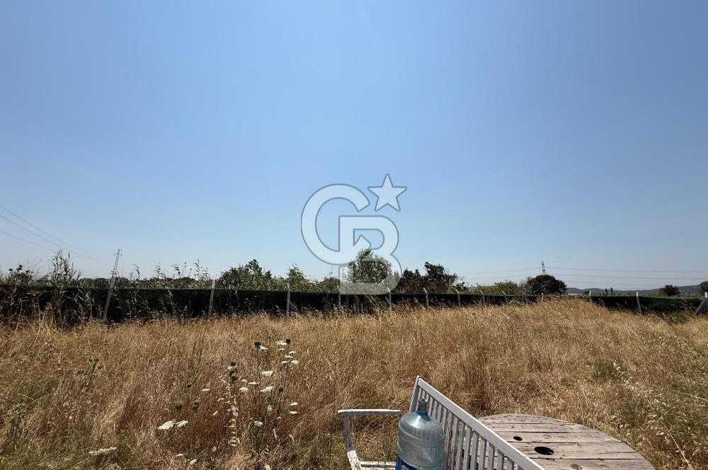 HELVACI MERKEZE 3 DK 456m2 SATILIK ETRAFI ÇEVRİLİ TARLA