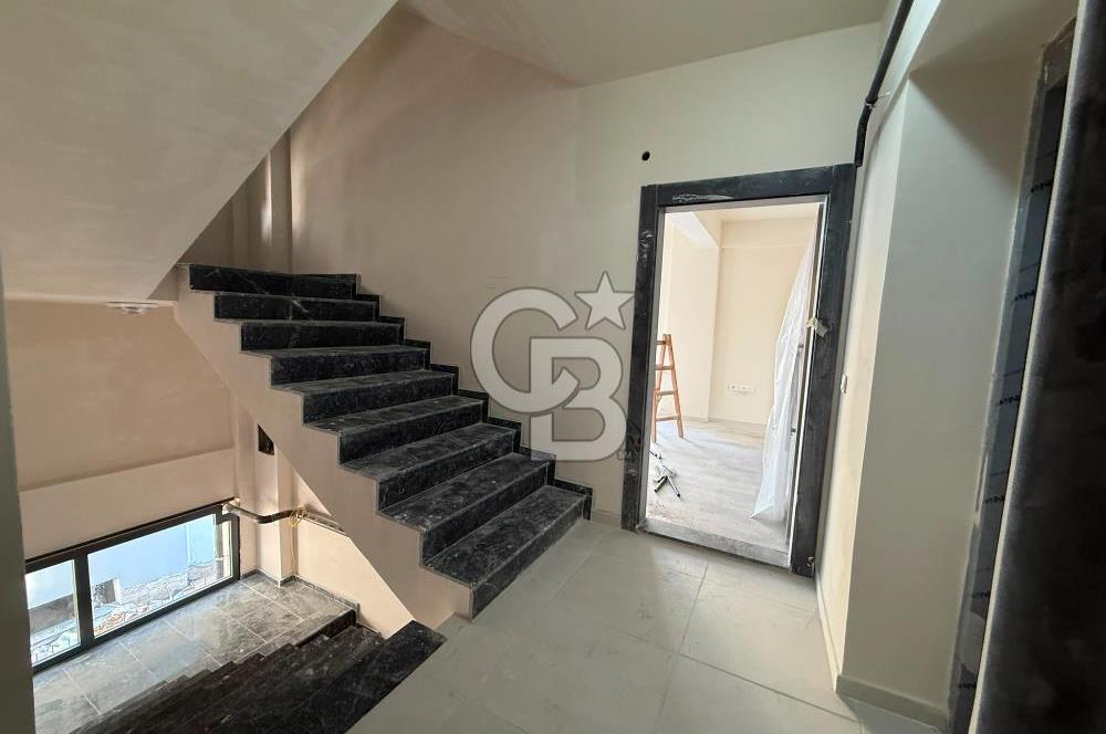 ÖNÜ KAPANMAZ ÖN CEPHE SATILIK 1+1 LÜKS DAİRE