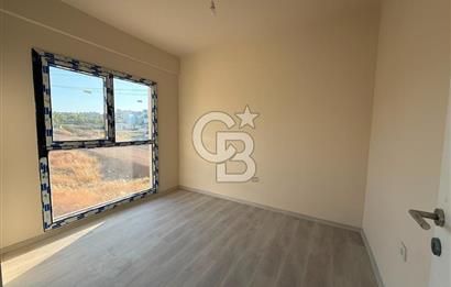 ÖNÜ KAPANMAZ ÖN CEPHE SATILIK 1+1 LÜKS DAİRE