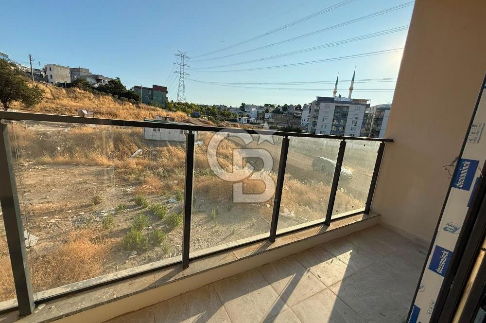 ÖNÜ KAPANMAZ ÖN CEPHE SATILIK 1+1 LÜKS DAİRE