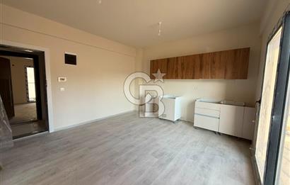 ÖNÜ KAPANMAZ ÖN CEPHE SATILIK 1+1 LÜKS DAİRE