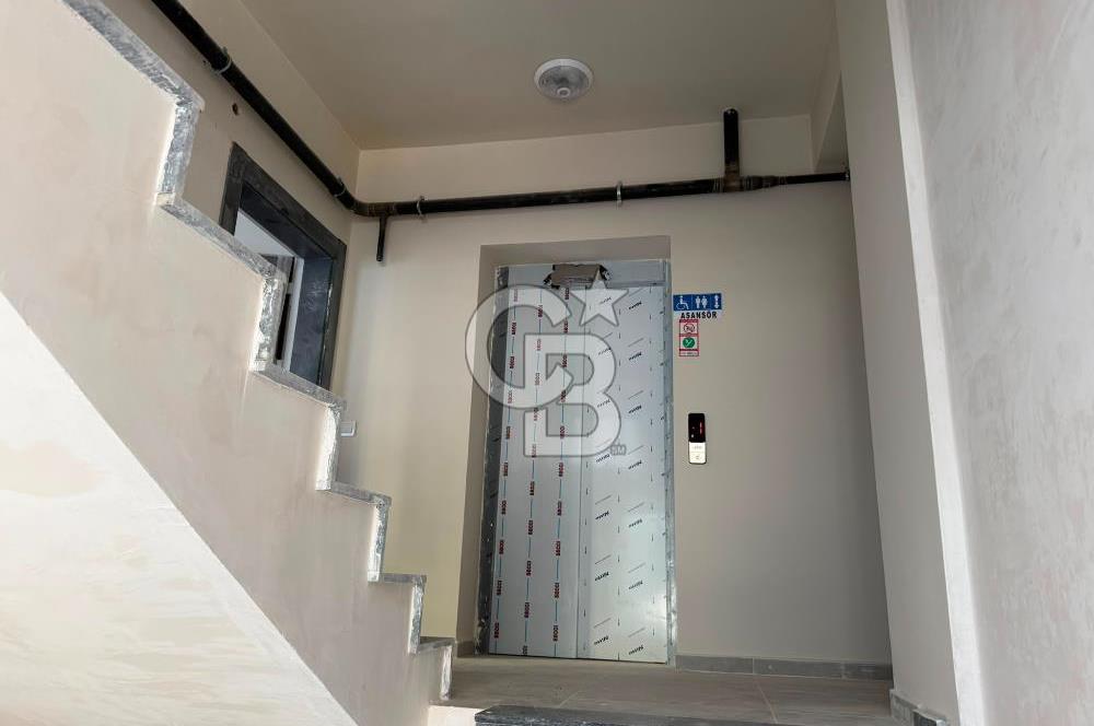 ÖNÜ KAPANMAZ ÖN CEPHE SATILIK 1+1 LÜKS DAİRE