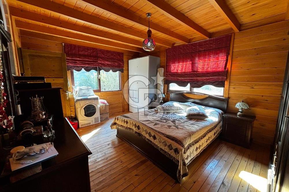 Urla Özbek'Te Zeytin Bahçeli Çiiftlik Evi CB PH