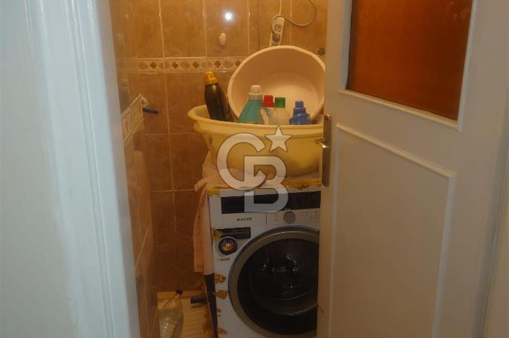 Küçükçekmece Cumhuriyet Mahallesinde Satılık 3+1 Daire