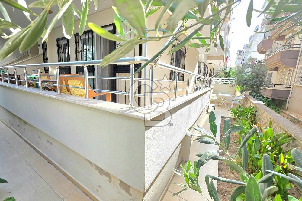 ALTINKUM DENİZE YÜRÜME MESAFESİNDE 2+1 KISMİ EŞYALI  DAİRE