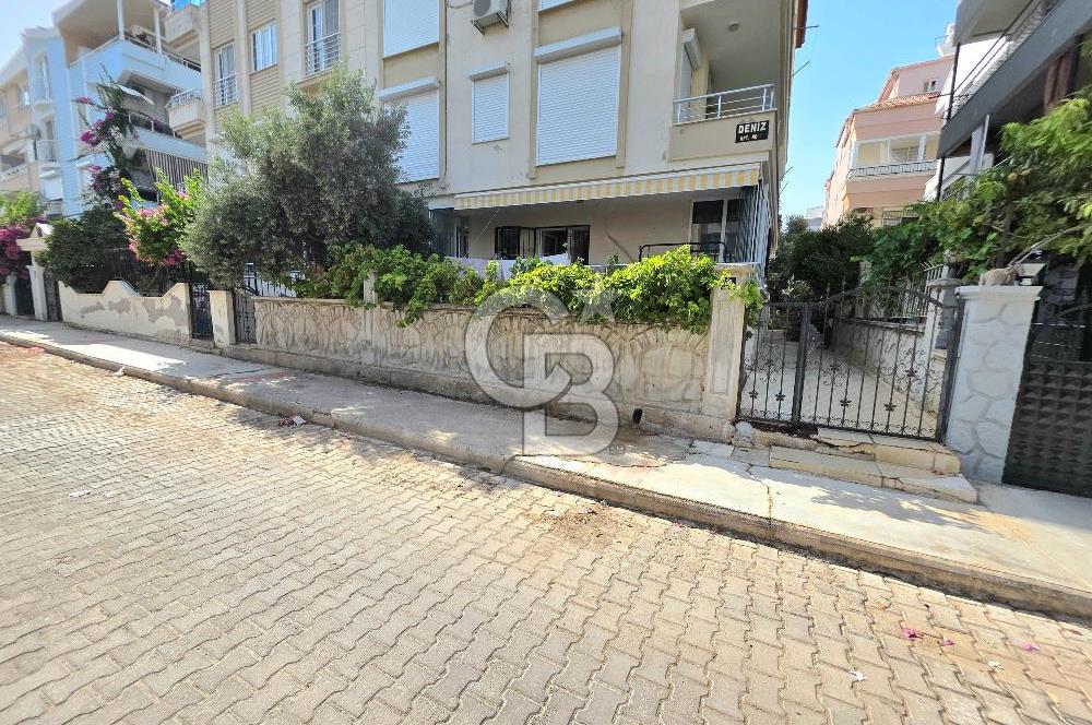 ALTINKUM DENİZE YÜRÜME MESAFESİNDE 2+1 KISMİ EŞYALI  DAİRE