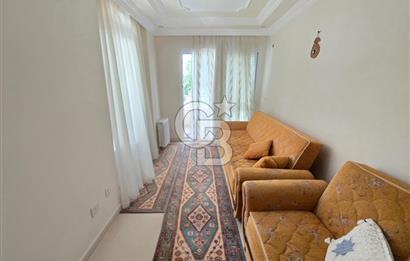 ALTINKUM DENİZE YÜRÜME MESAFESİNDE 2+1 KISMİ EŞYALI  DAİRE