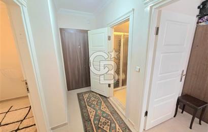 ALTINKUM DENİZE YÜRÜME MESAFESİNDE 2+1 KISMİ EŞYALI  DAİRE