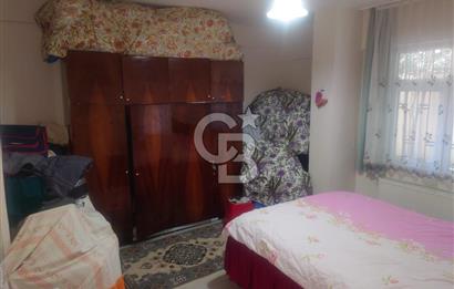 Küçükçekmece Cumhuriyet Mahallesinde Satılık 3+1 Daire
