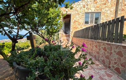 ÇANAKKALE ŞEVKETİYE'DE BOĞAZ MANZARALI SATILIK MÜSTAKİL BAĞ EVİ