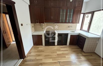 TRABZON MEYDAN'DA SATILIK 3+1 İŞYERİ