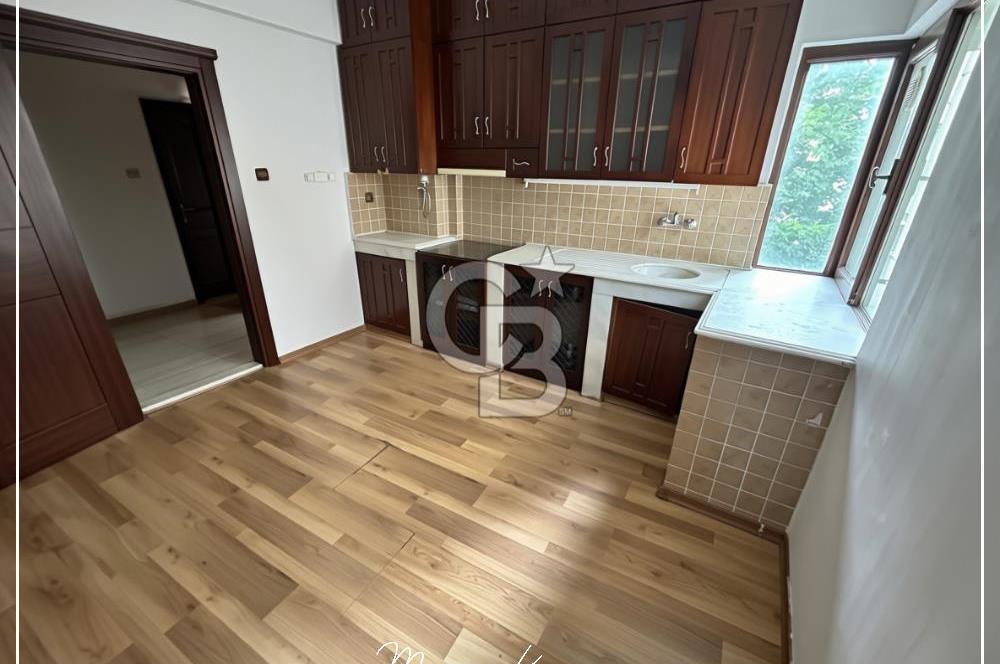 TRABZON MEYDAN'DA SATILIK 3+1 İŞYERİ