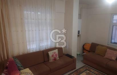 Küçükçekmece Cumhuriyet Mahallesinde Satılık 3+1 Daire