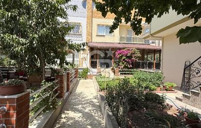ÇANDARLI MERKEZE VE DENİZE YÜRÜME MESAFESİNDE 4+1 TRİPLEKS VİLLA