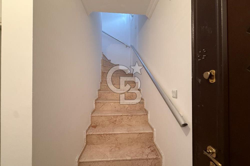 ÇANDARLI MERKEZE VE DENİZE YÜRÜME MESAFESİNDE 4+1 TRİPLEKS VİLLA
