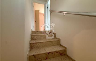 ÇANDARLI MERKEZE VE DENİZE YÜRÜME MESAFESİNDE 4+1 TRİPLEKS VİLLA