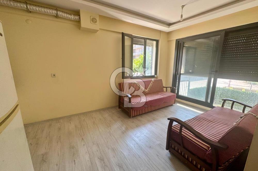Tramvay ve İzbana Çok Yakın, Ferah, Kullanışlı 1+1 Kiralık Daire