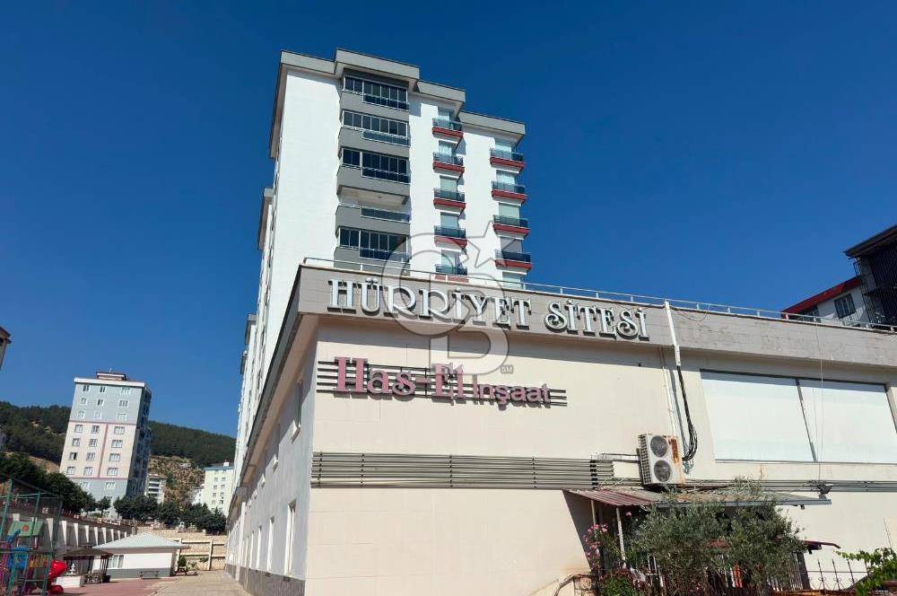 Hürriyet Sitesi Ultra Lüks 4+1 Satılık Daire