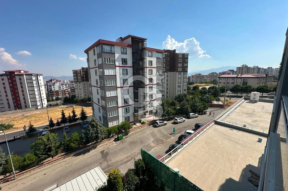 Hürriyet Sitesi Ultra Lüks 4+1 Satılık Daire