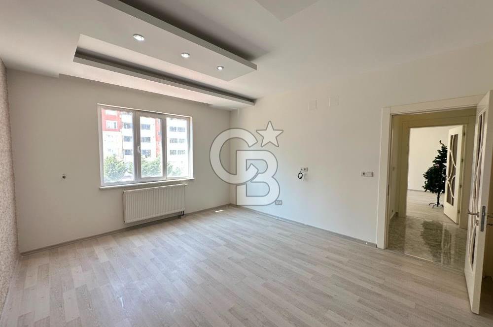 Hürriyet Sitesi Ultra Lüks 4+1 Satılık Daire
