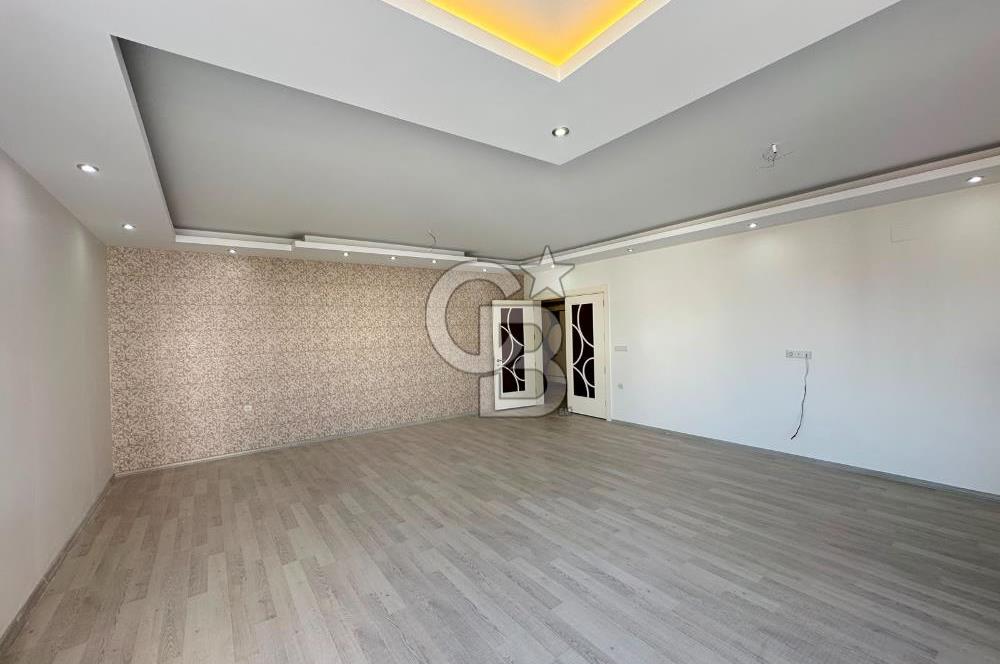 Hürriyet Sitesi Ultra Lüks 4+1 Satılık Daire