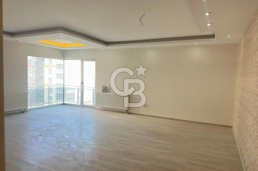 Hürriyet Sitesi Ultra Lüks 4+1 Satılık Daire