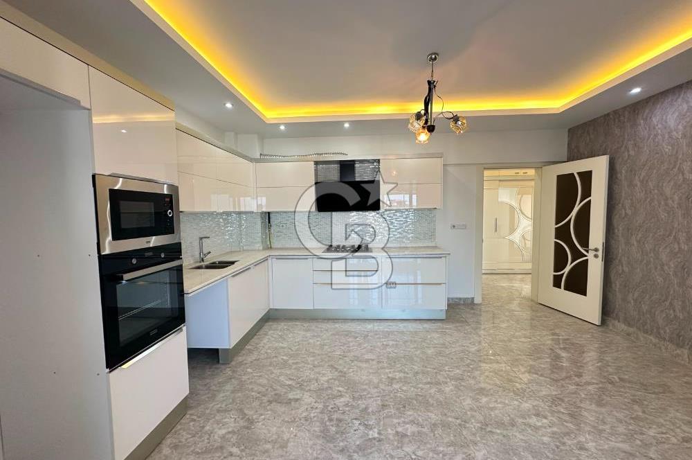 Hürriyet Sitesi Ultra Lüks 4+1 Satılık Daire