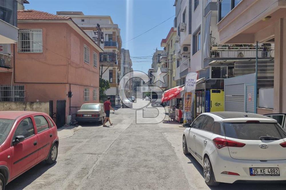 İzmir Çiğli Küçük Çiğli Mh. 80m² Kiralık Dükkan CB PH
