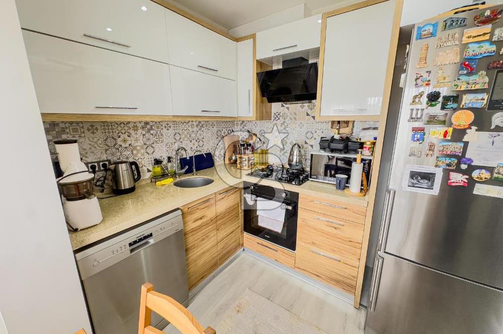 KARŞIYAKA LATİFE HANIM MAHALLESİNDE SATILIK 2+1 DAİRE