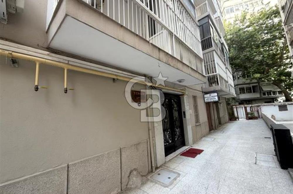 Konak Alsancak mh. satılık 3+1 130 m2